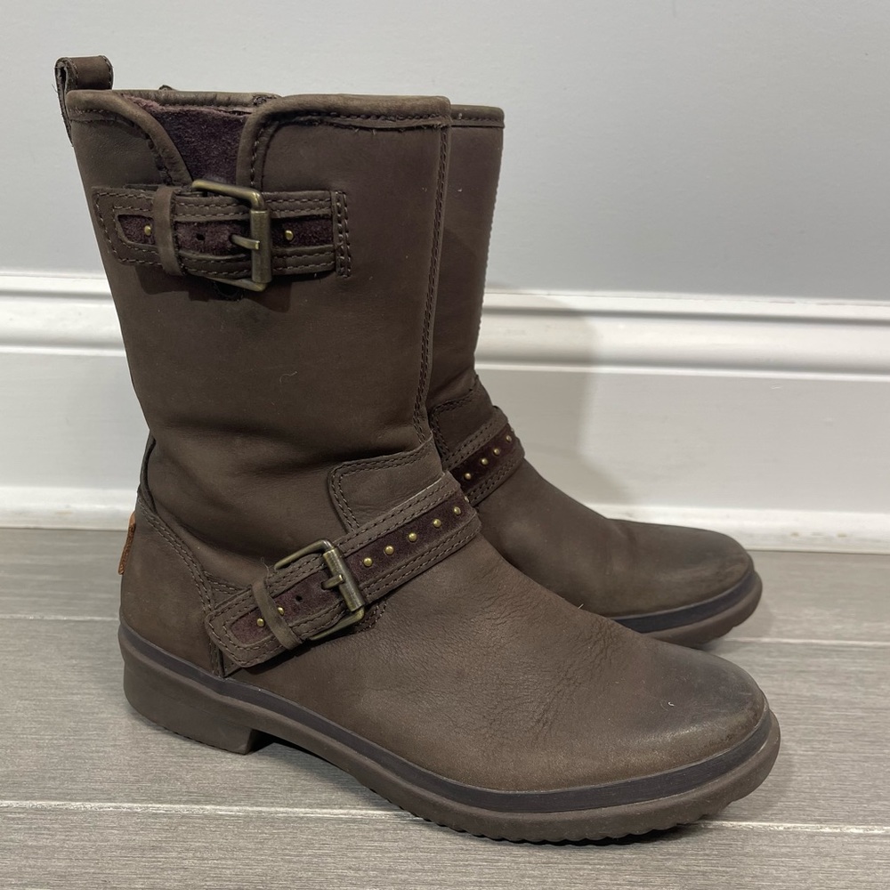 UGG Women's Jenise Winter Waterproof Insulated Rain Boots Stout Brown Size 5M US - Picture 2 of 11